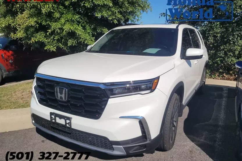 2025 Honda Pilot Touring photo 1