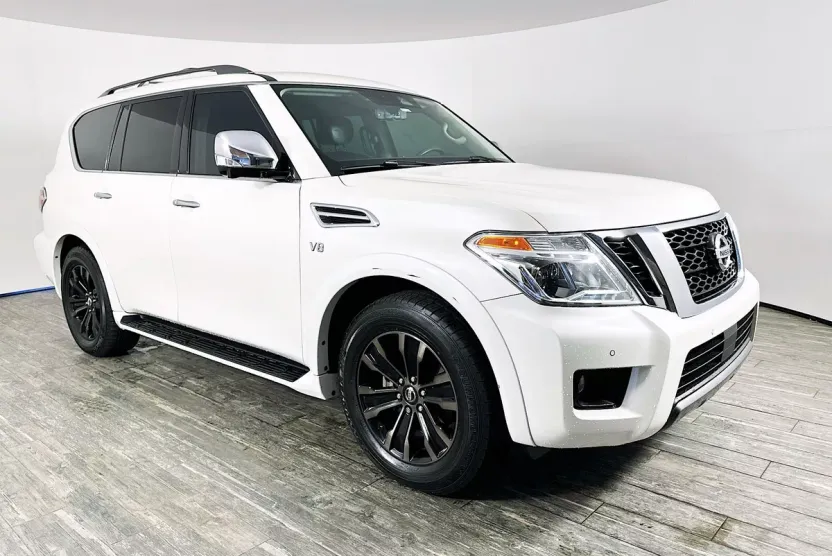 2020 Nissan Armada Platinum photo 1