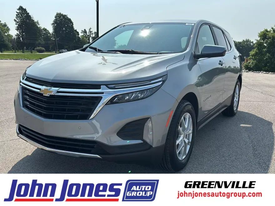 2023 Chevrolet Equinox LT photo 1