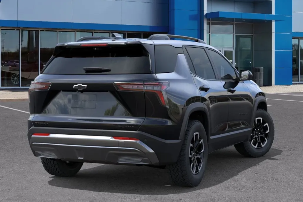 2026 Chevrolet Equinox ACTIV photo 1