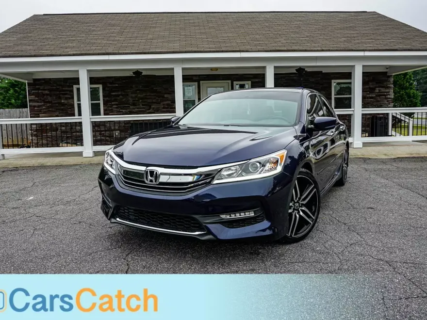 2017 Honda Accord photo 1