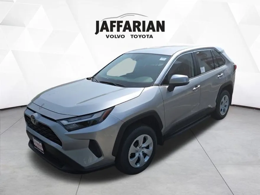2025 Toyota RAV4 LE photo 1
