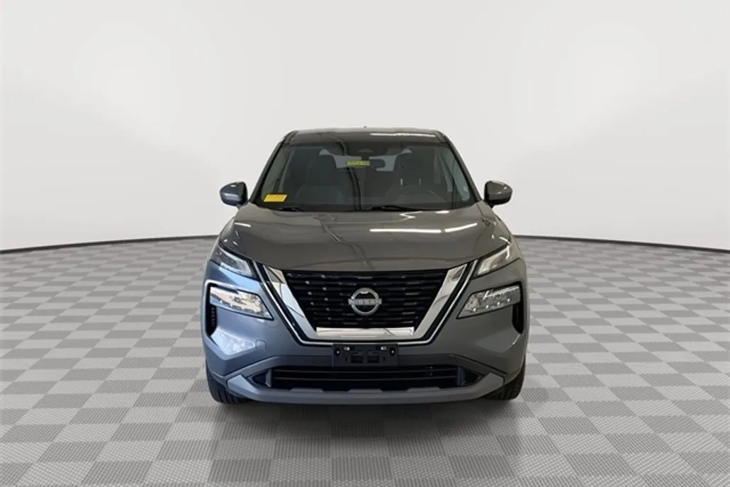 2023 Nissan Rogue SV photo 1