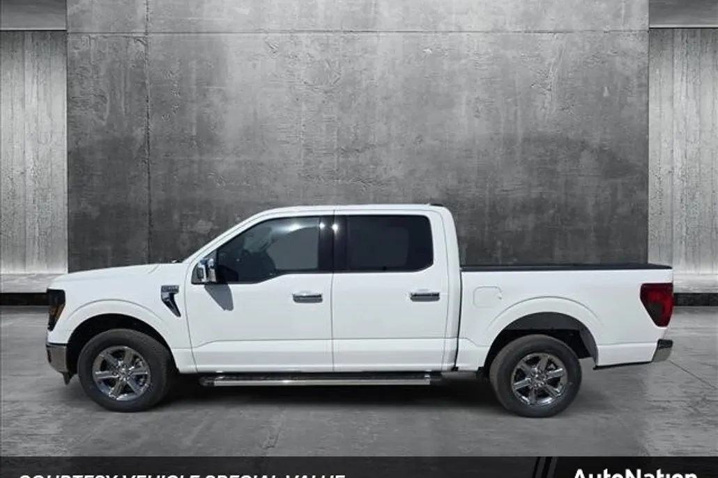 2025 Ford F-150 XLT photo 1