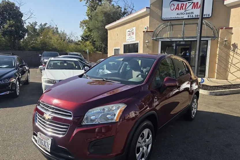 2016 Chevrolet Trax LS photo 1