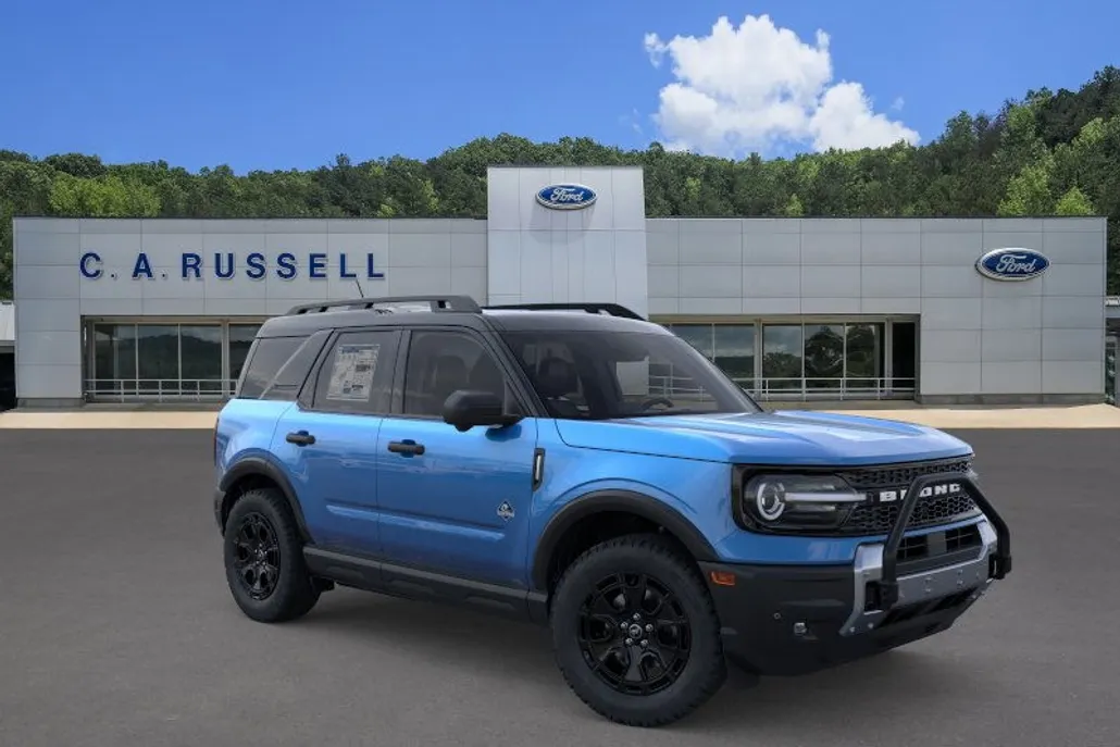 2025 Ford Bronco Sport Outer Banks photo 1