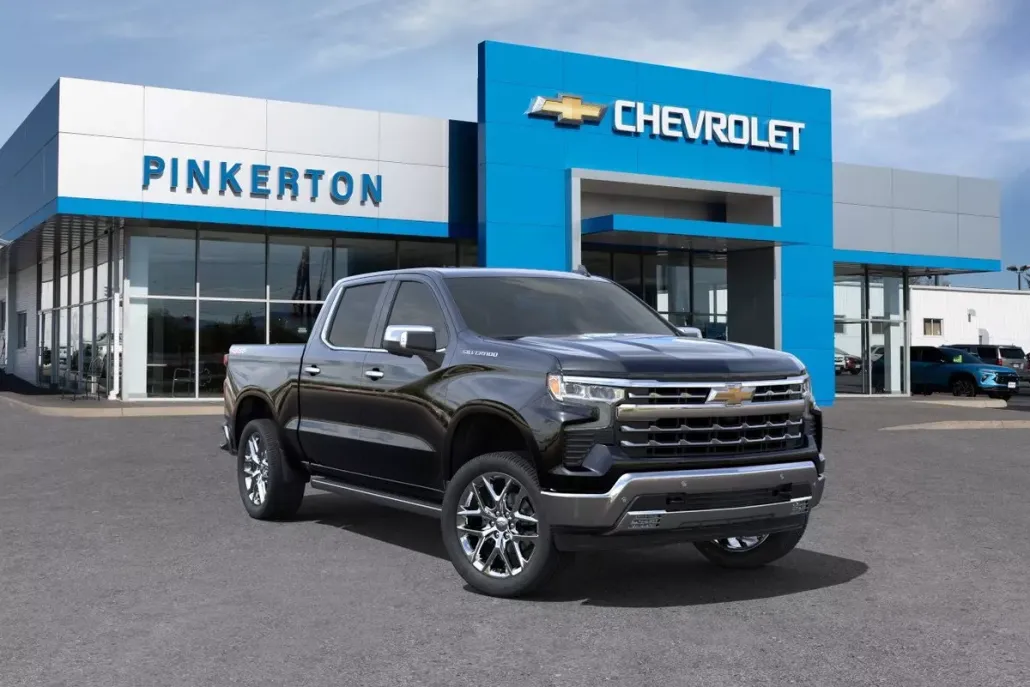 2025 Chevrolet Silverado 1500 LTZ photo 1
