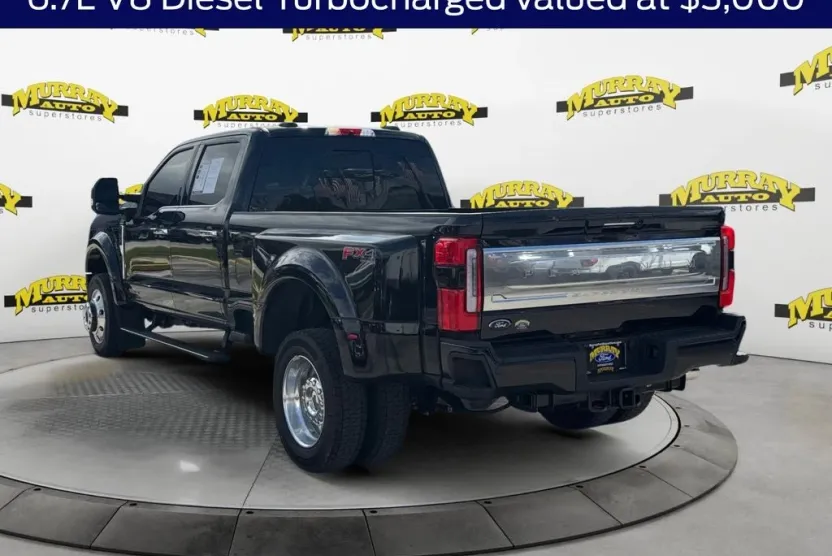 2024 Ford F-450 photo 1