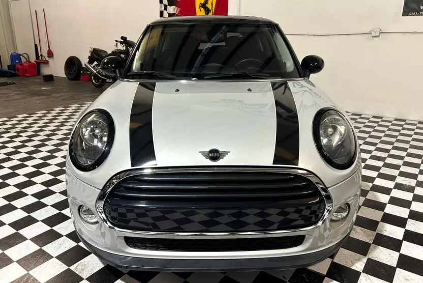 2019 Mini Cooper 2 Door Hardtop photo 1