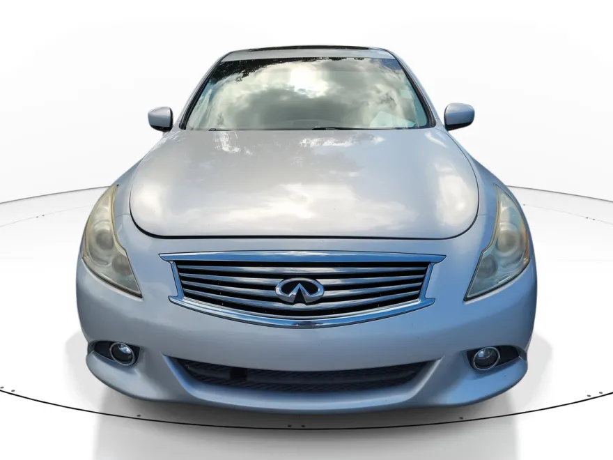 2013 Infiniti G37 photo 1