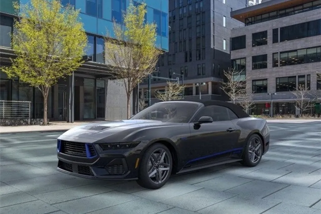 2025 Ford Mustang GT Premium Convertible photo 1