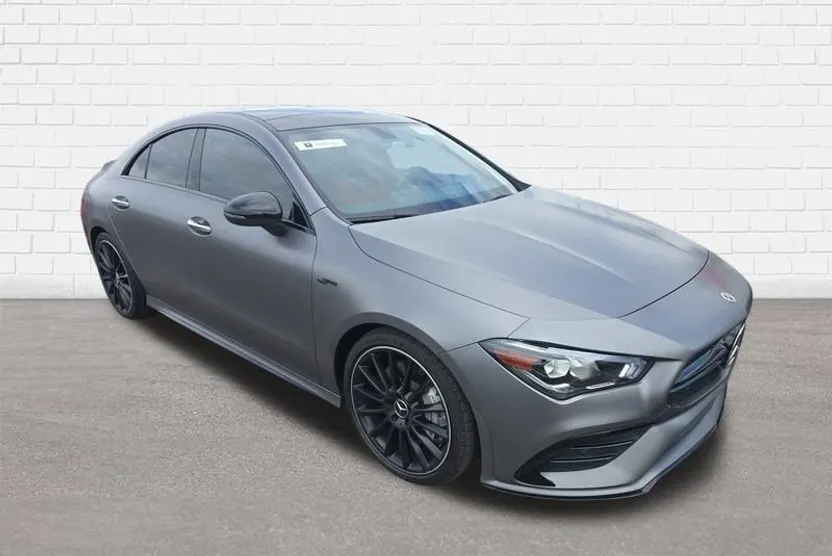 2022 Mercedes Benz CLA 35 AMG photo 1