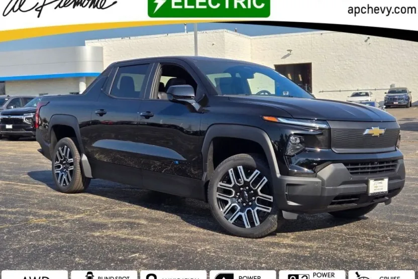 2026 Chevrolet Silverado photo 1