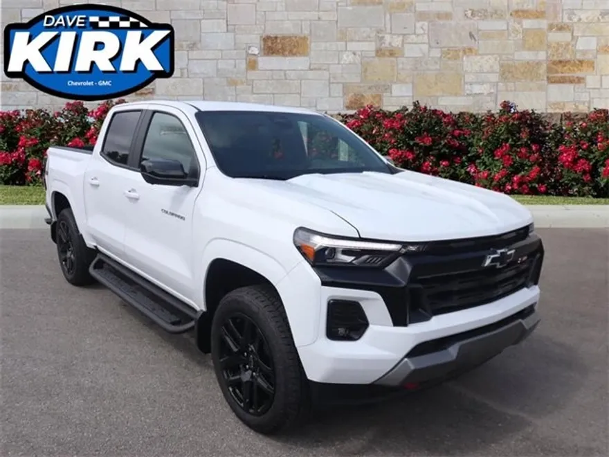 2025 Chevrolet Colorado Z71 photo 1
