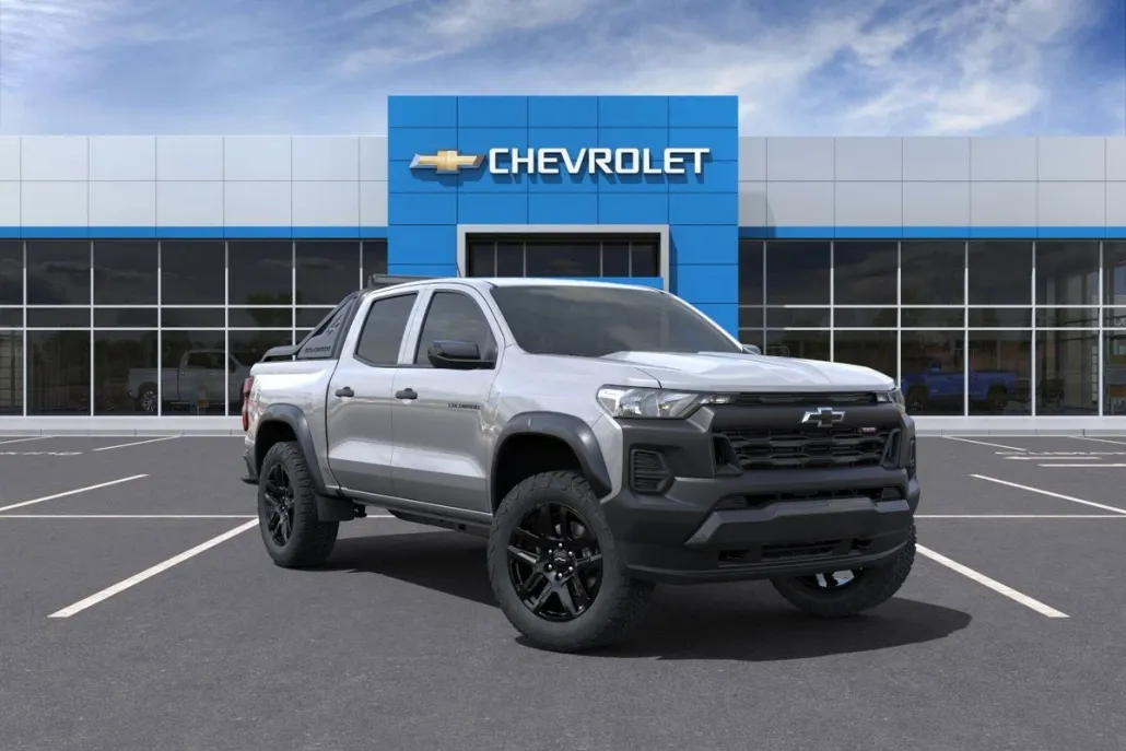 2025 Chevrolet Colorado Trail Boss photo 1