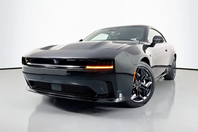 2025 Dodge Charger Daytona R/T photo 1