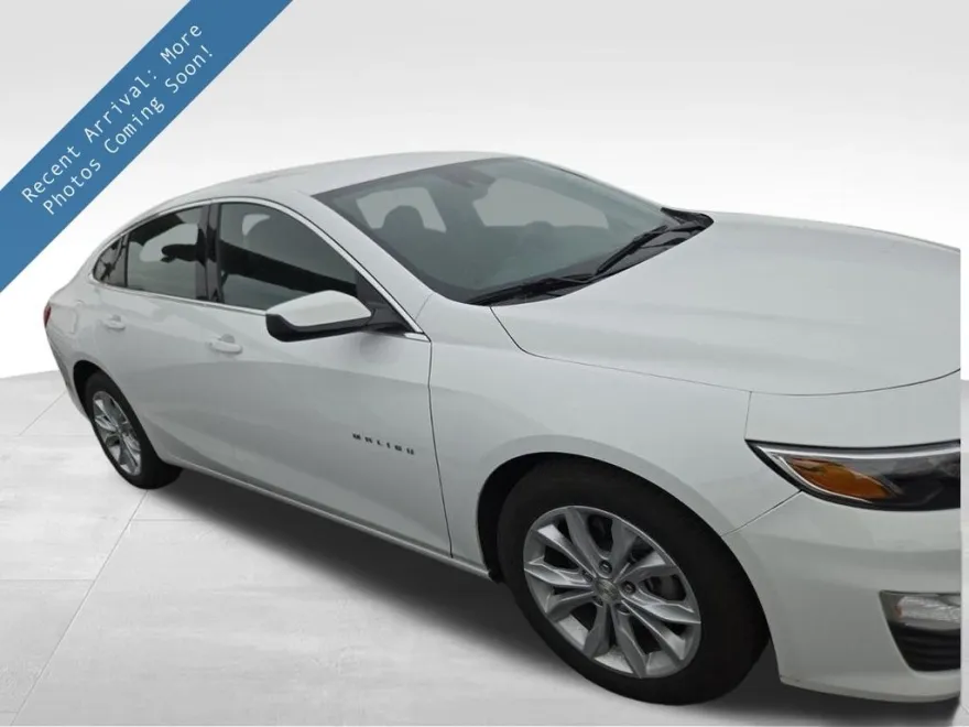 2024 Chevrolet Malibu 1LT photo 1