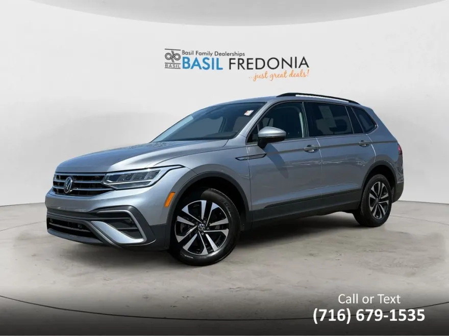 2024 Volkswagen Tiguan S photo 1