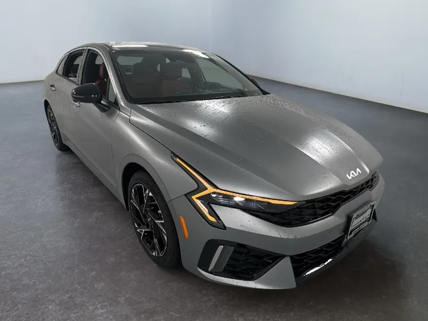 2026 Kia K5 GT-Line photo 1
