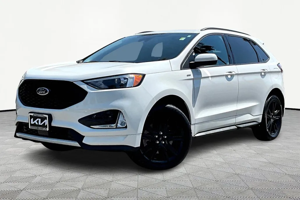 2023 Ford Edge ST-Line photo 1