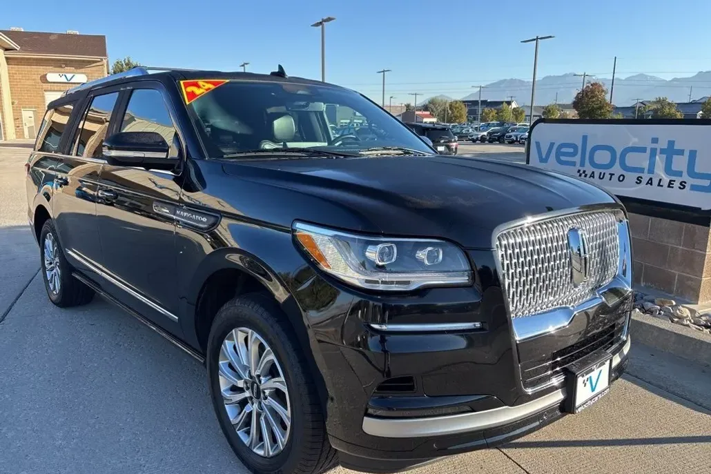 2024 Lincoln Navigator L Premiere photo 1