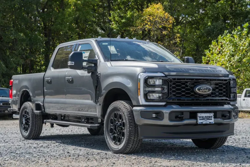 2026 Ford F-350 XLT photo 1