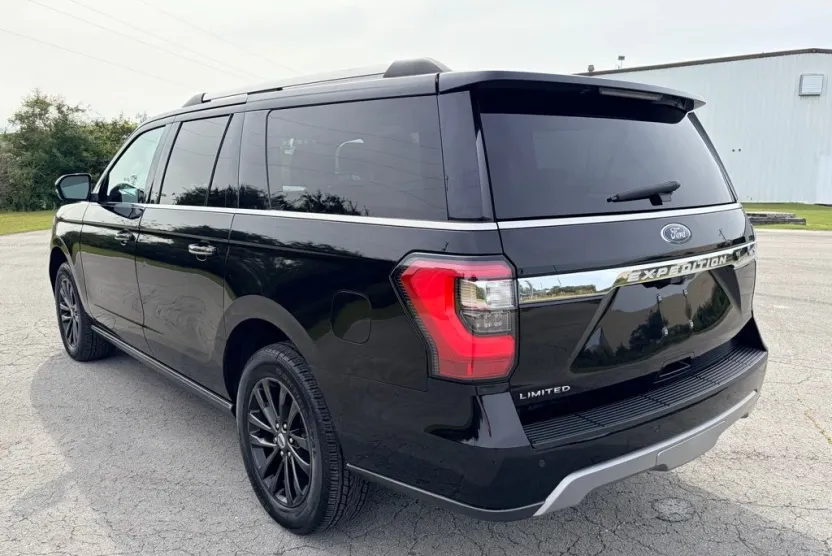 2021 Ford Expedition MAX Limited photo 1