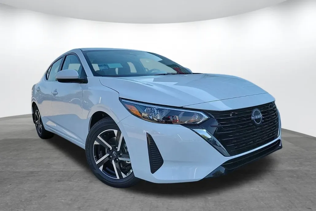 2025 Nissan Sentra SV photo 1