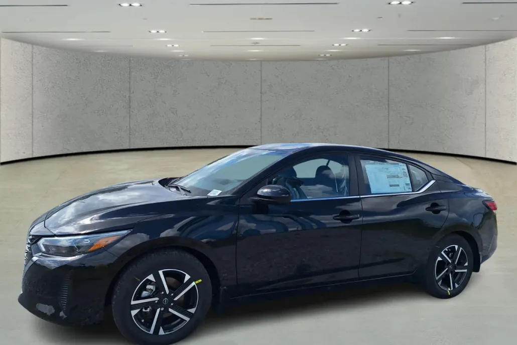 2025 Nissan Sentra SV photo 1