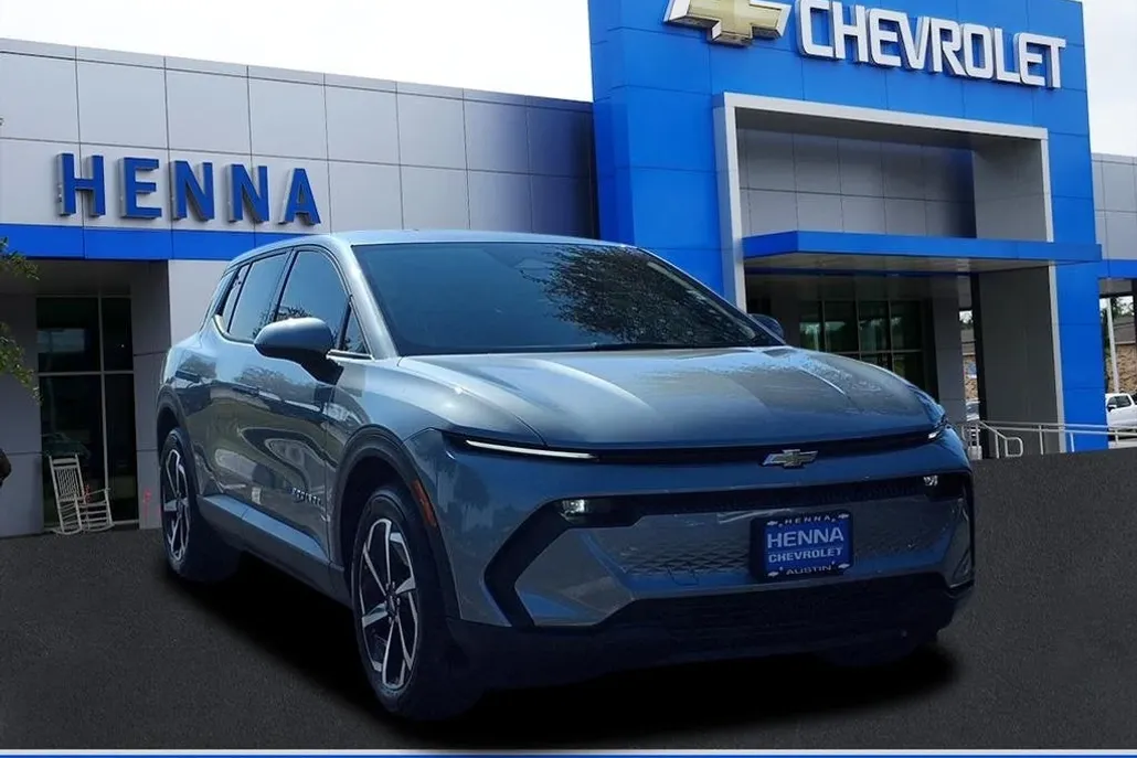 2025 Chevrolet Equinox EV 1LT photo 1