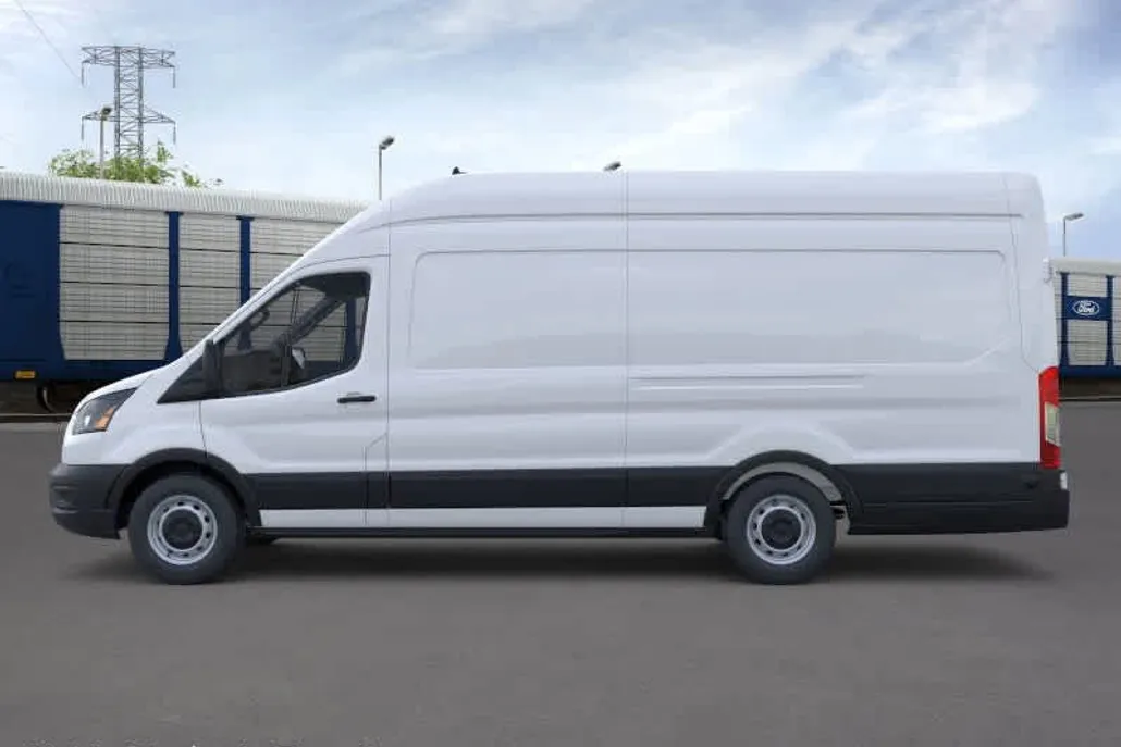 2025 Ford Transit photo 1