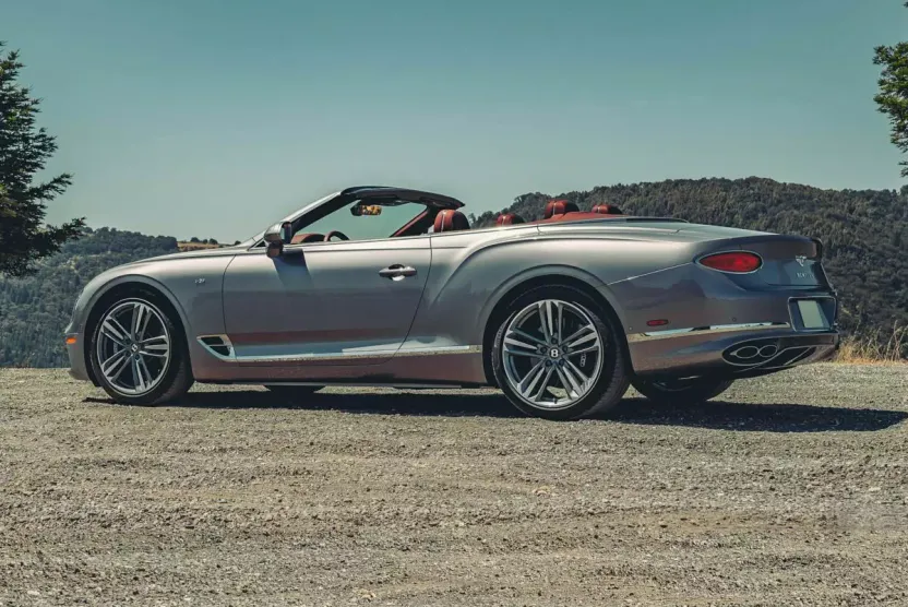 2021 Bentley Continental GT V8 photo 1
