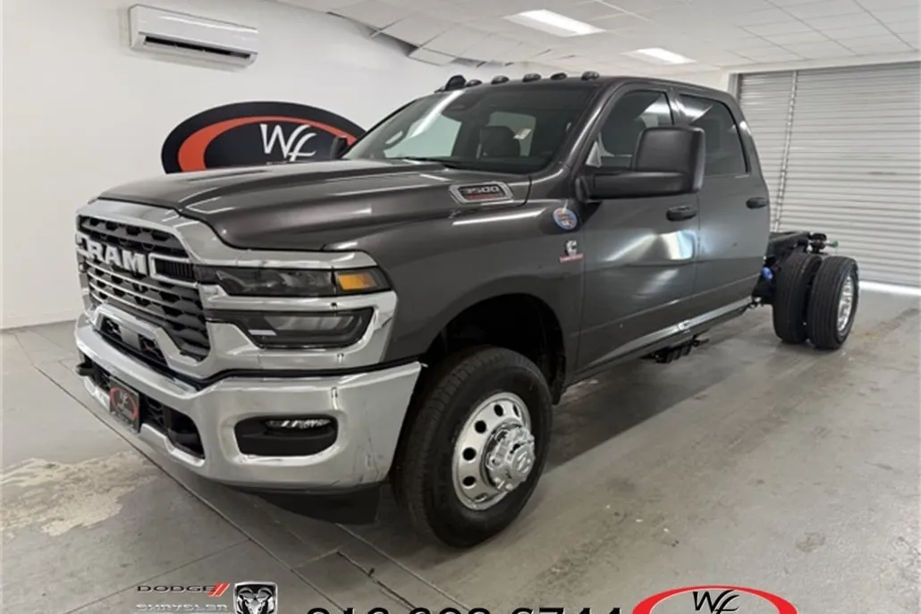 2026 Ram 3500 Tradesman photo 1