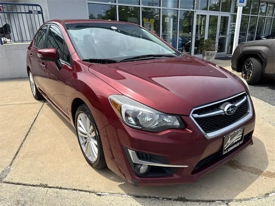2016 Subaru Impreza 2.0i Limited photo 1