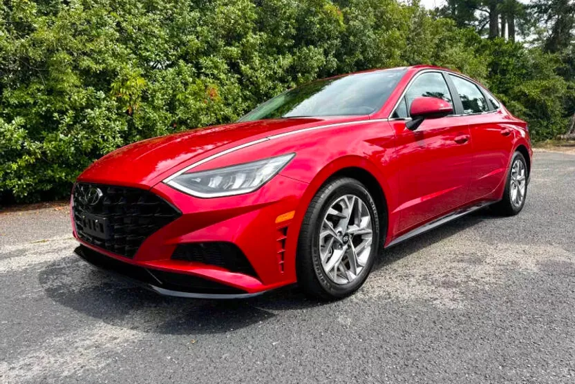 2021 Hyundai Sonata SEL photo 1