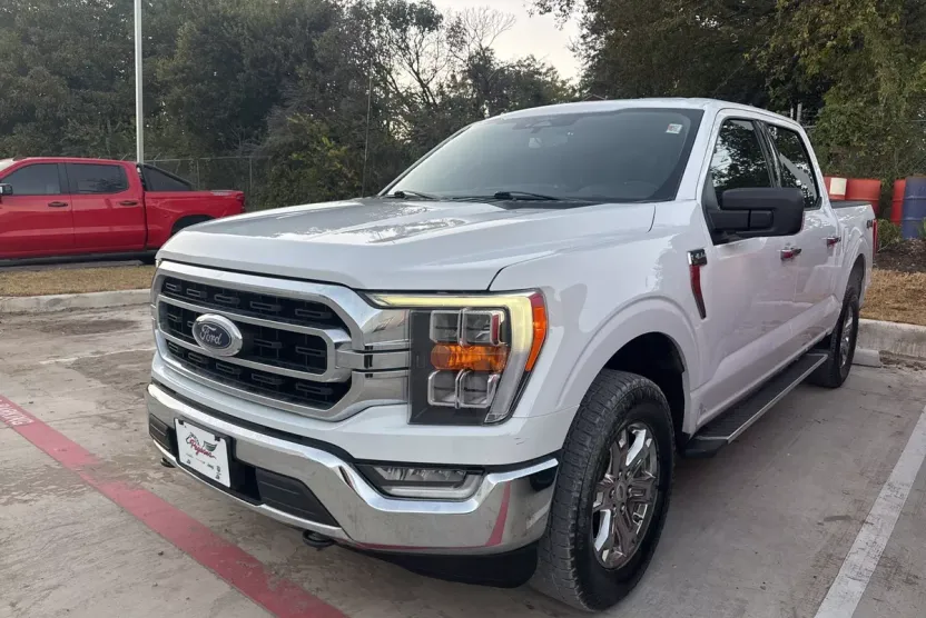2022 Ford F-150 XLT photo 1