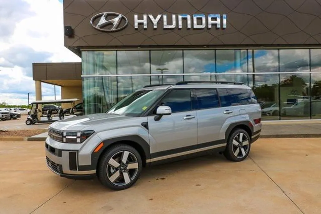 2025 Hyundai Santa Fe Limited photo 1