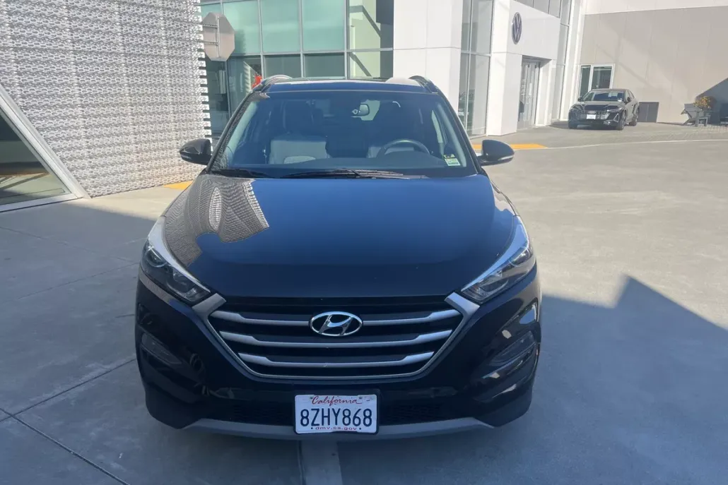 2018 Hyundai Tucson Value photo 1