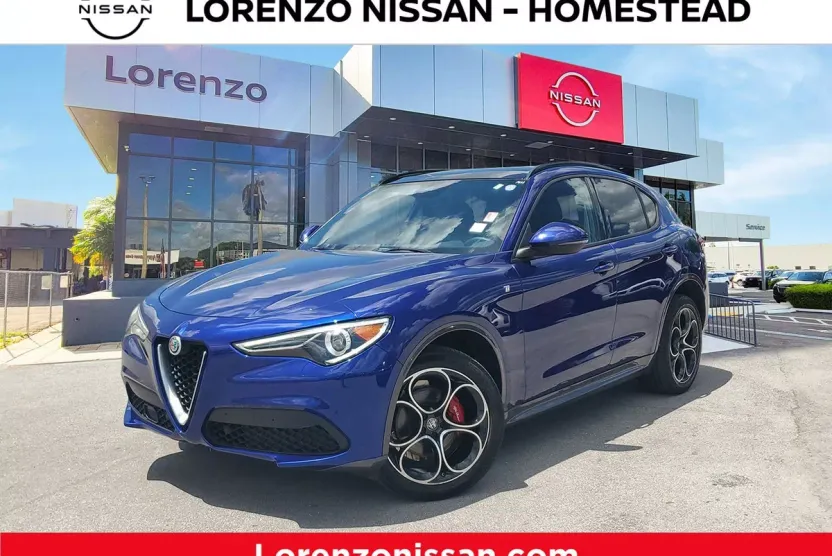 2022 Alfa Romeo Stelvio Ti photo 1