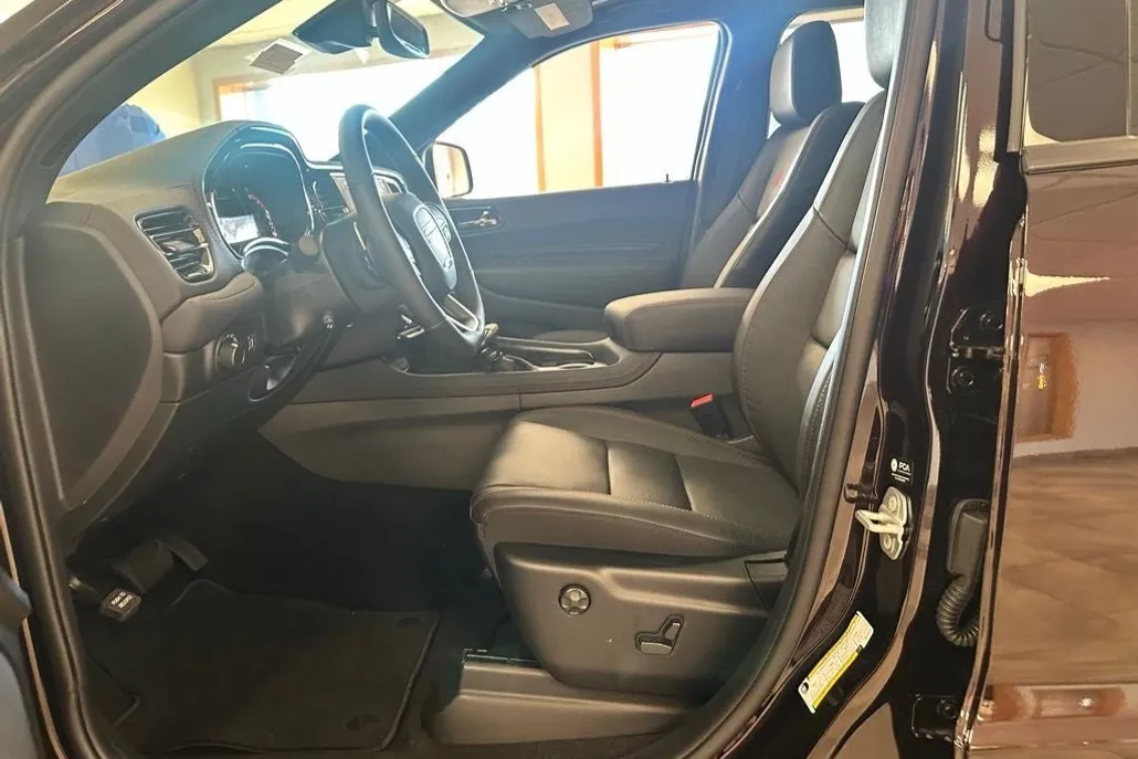 2025 Dodge Durango R/T Premium photo 1