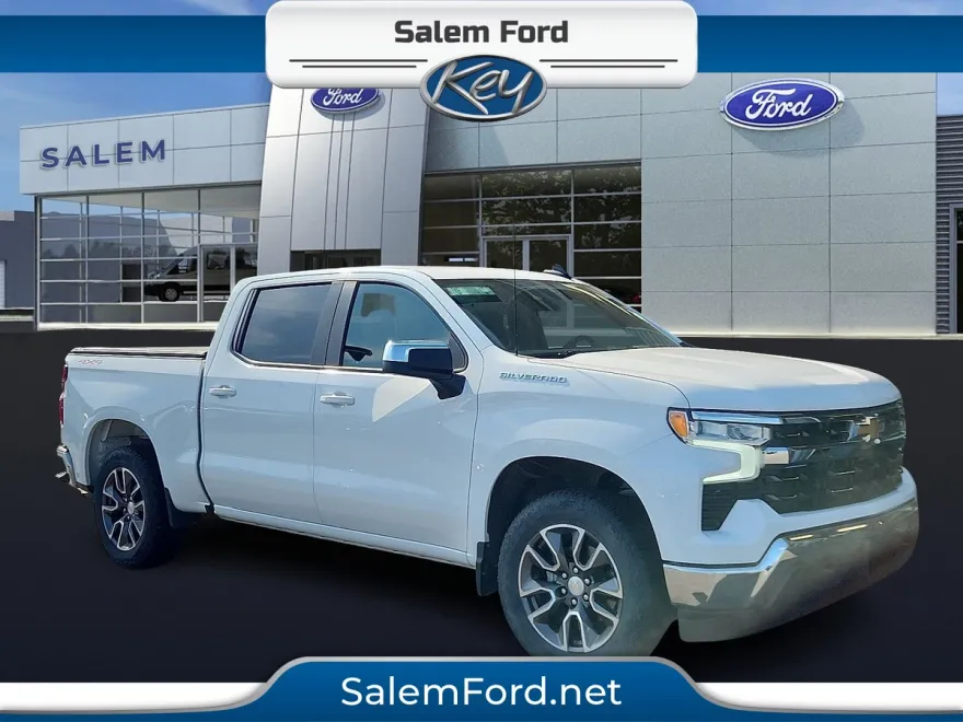 2022 Chevrolet Silverado 1500 LT photo 1