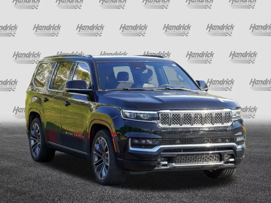 2022 Jeep Grand Wagoneer III photo 1