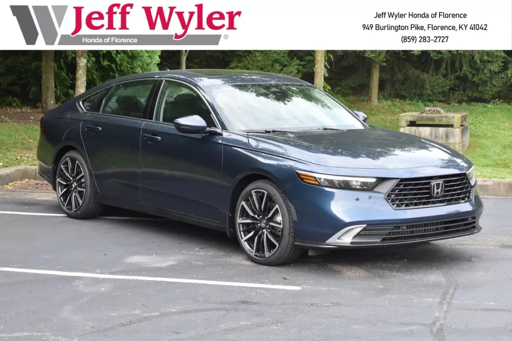 2025 Honda Accord Hybrid Touring photo 1