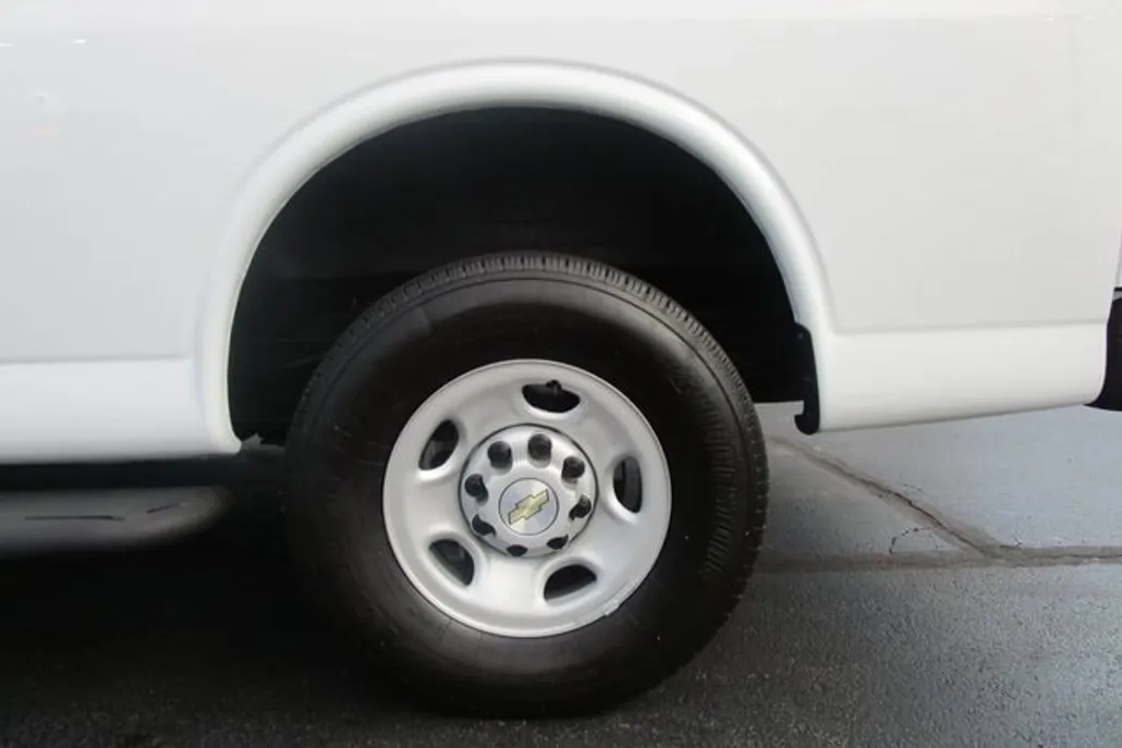 2023 Chevrolet Express Cargo 2500 Van photo 1