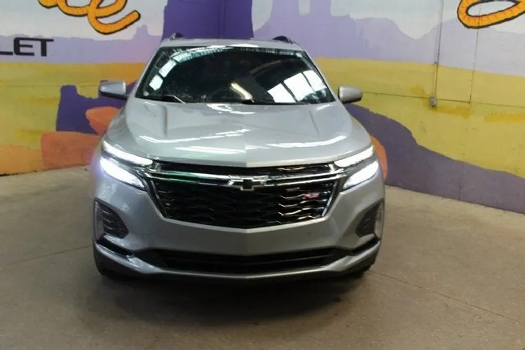 2023 Chevrolet Equinox RS photo 1