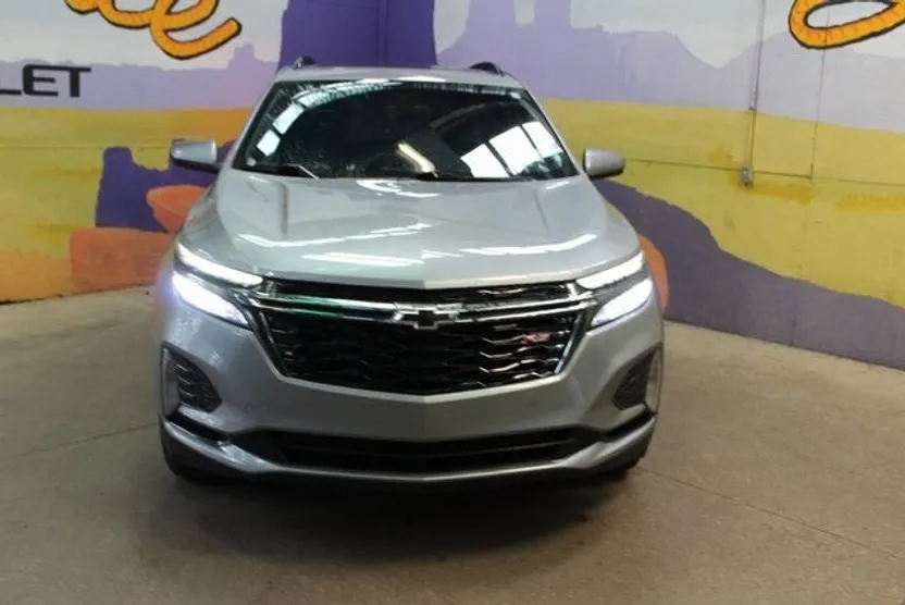 2023 Chevrolet Equinox RS photo 1