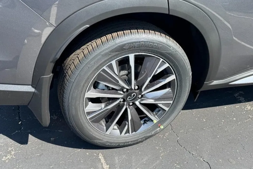 2026 Infiniti QX60 Luxe AWD photo 1