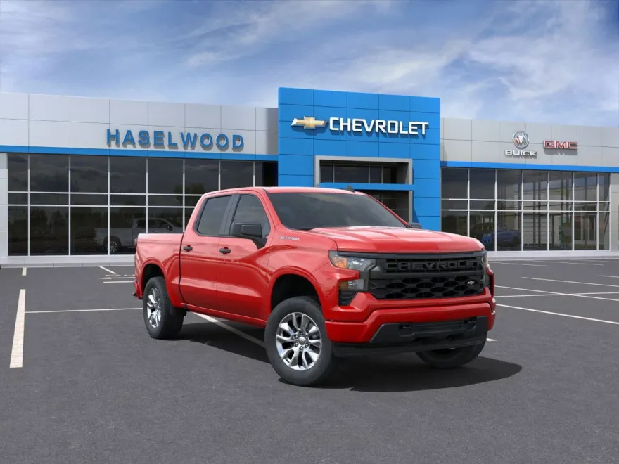 2024 Chevrolet Silverado 1500 Custom photo 1