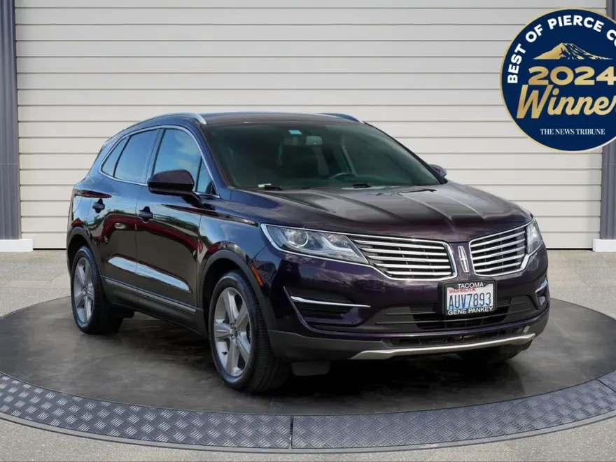 2015 Lincoln MKC Base photo 1
