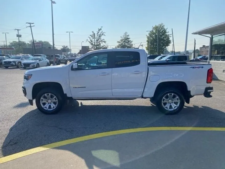 2022 Chevrolet Colorado LT photo 1